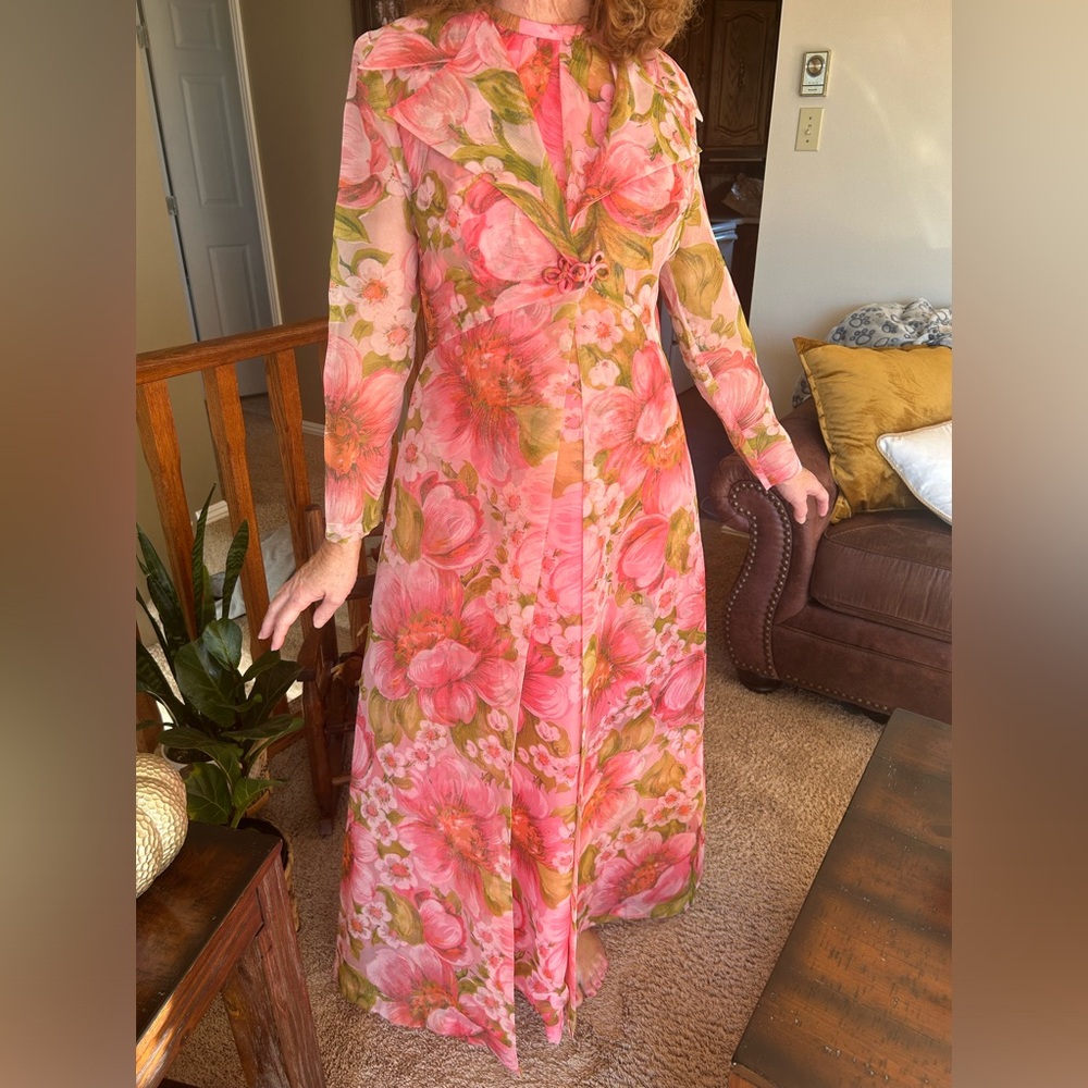 Two piece Canadian made vintage dress set